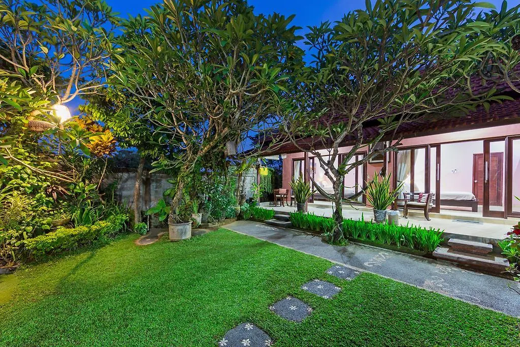 Wayan\'S Guesthouse contacts